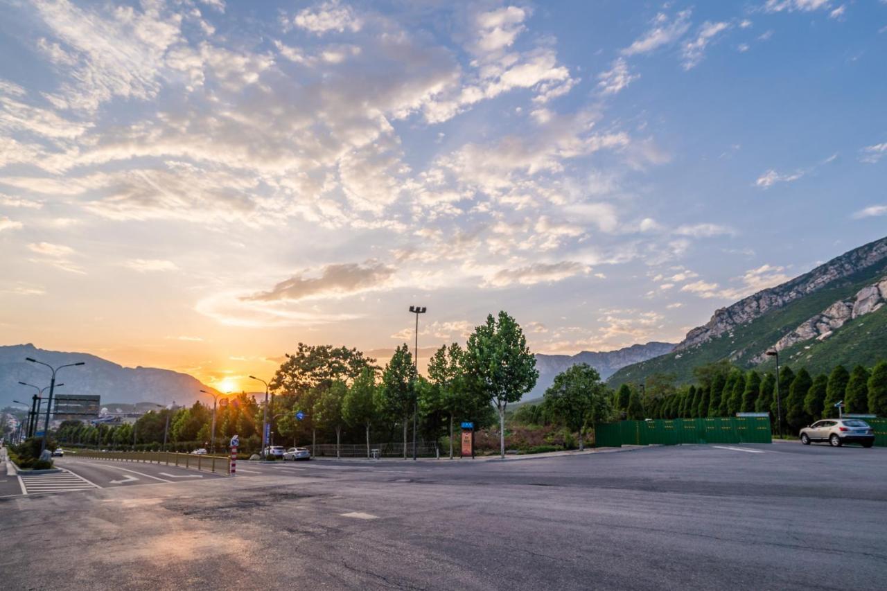 Zhengzhou Dengfeng-Shaolin Temple- Hotel Exterior photo